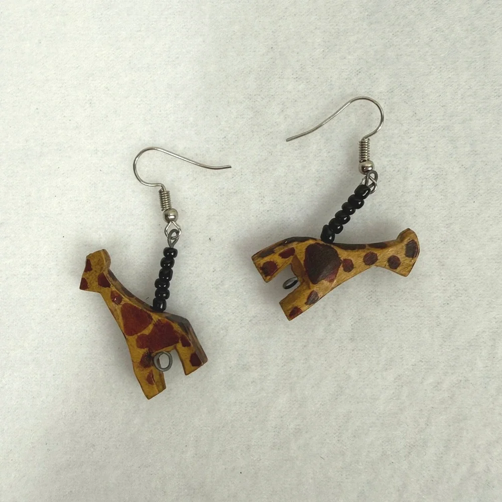 Hand Carved Wooden‎ Giraffe Earrings Beaded Dangle Handmade